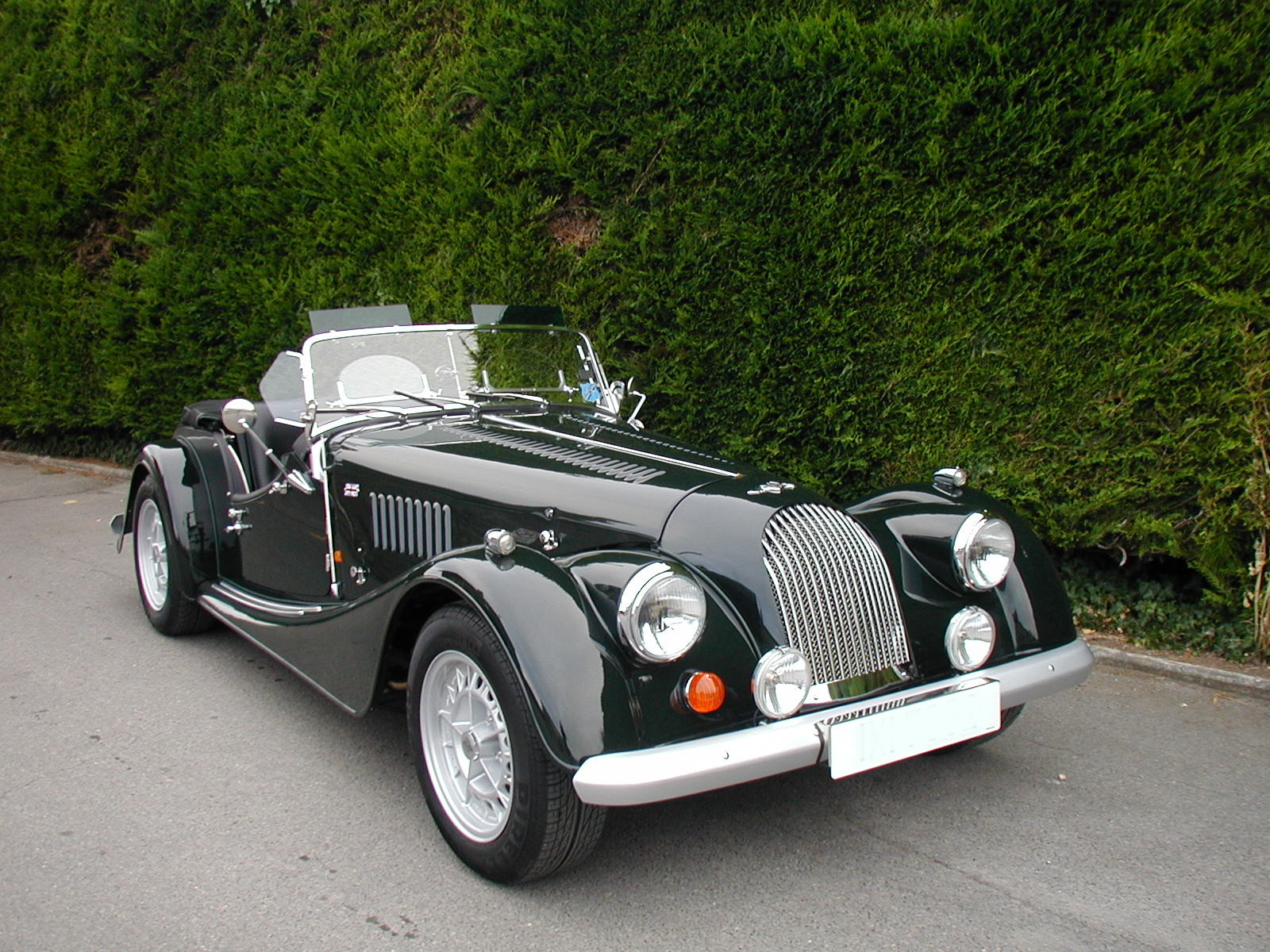 Morgan +8 3